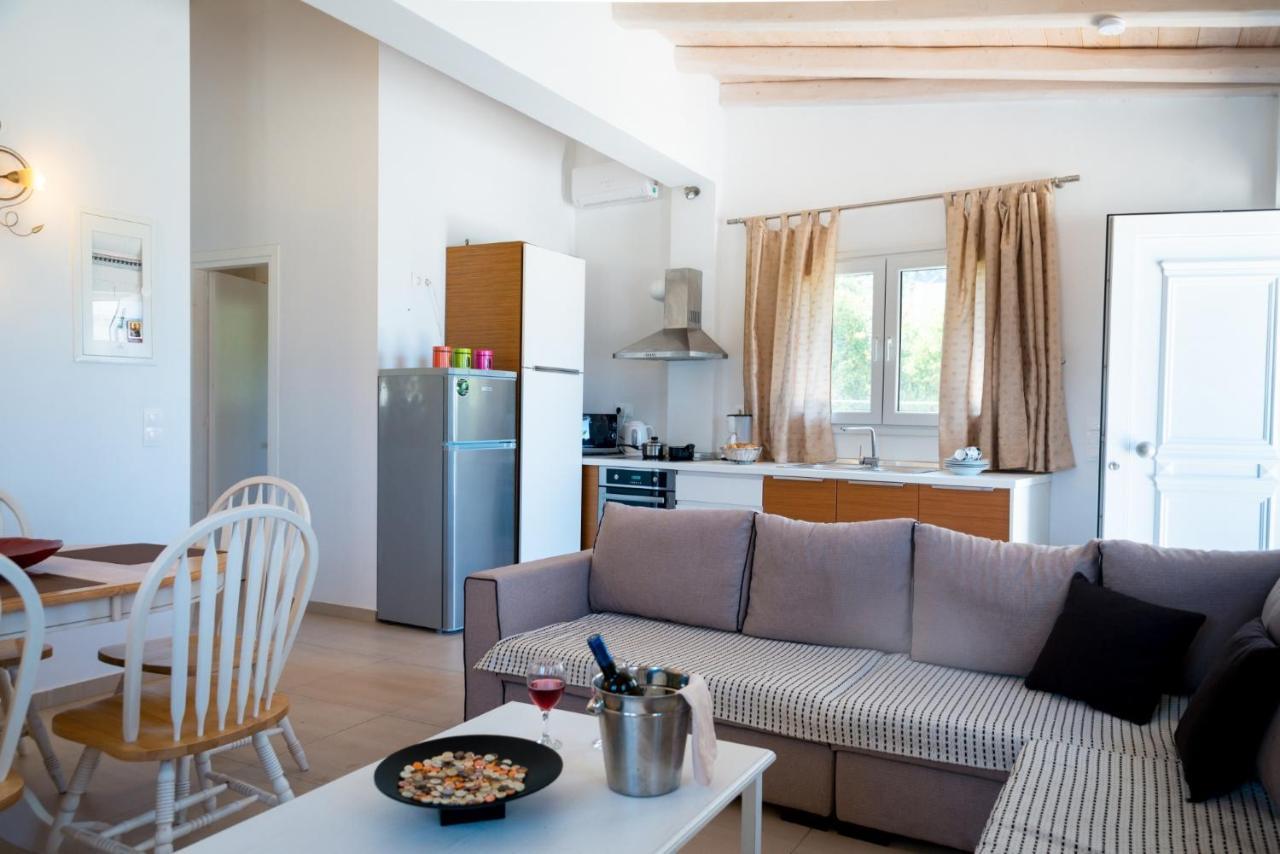 Apartment Sofia - Beachfront Agios Spyridon  Exteriör bild